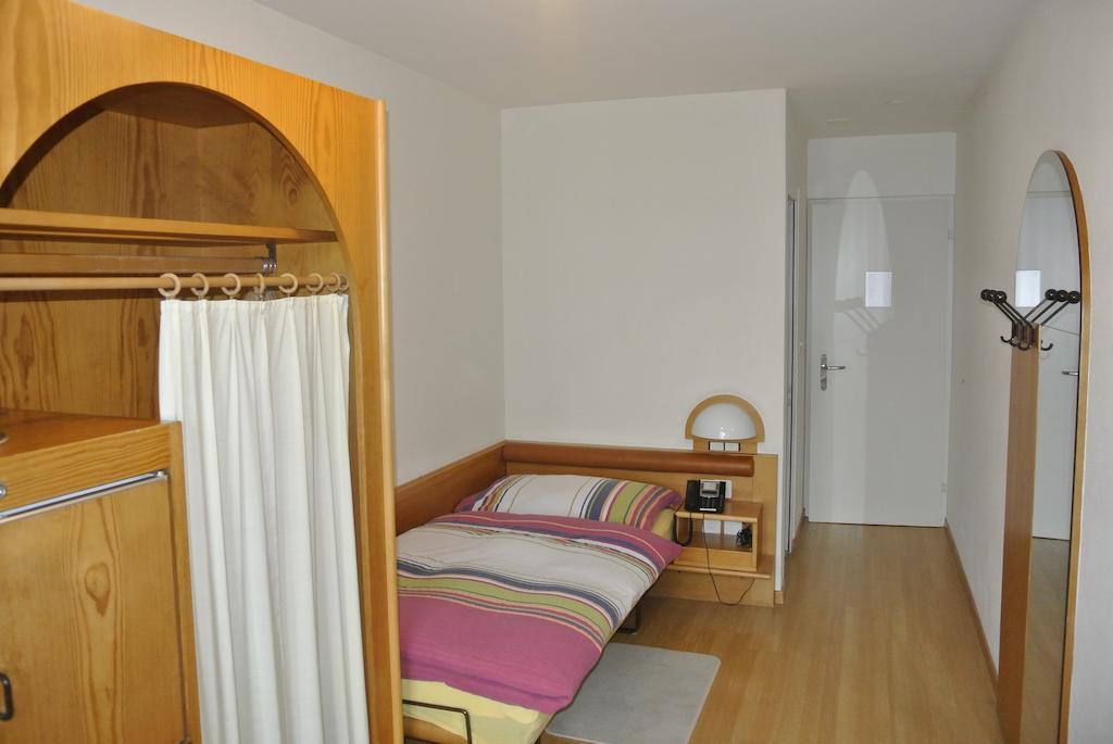 Hotel Drei Konige Richterswil Bilik gambar